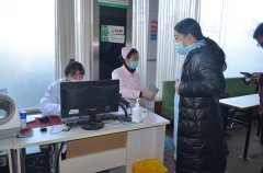 關(guān)愛員工健康 公司安排員工進(jìn)行健康體檢